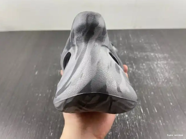 hype Adidas MX Granite IE4931 Foam Yeezy RNR 0324